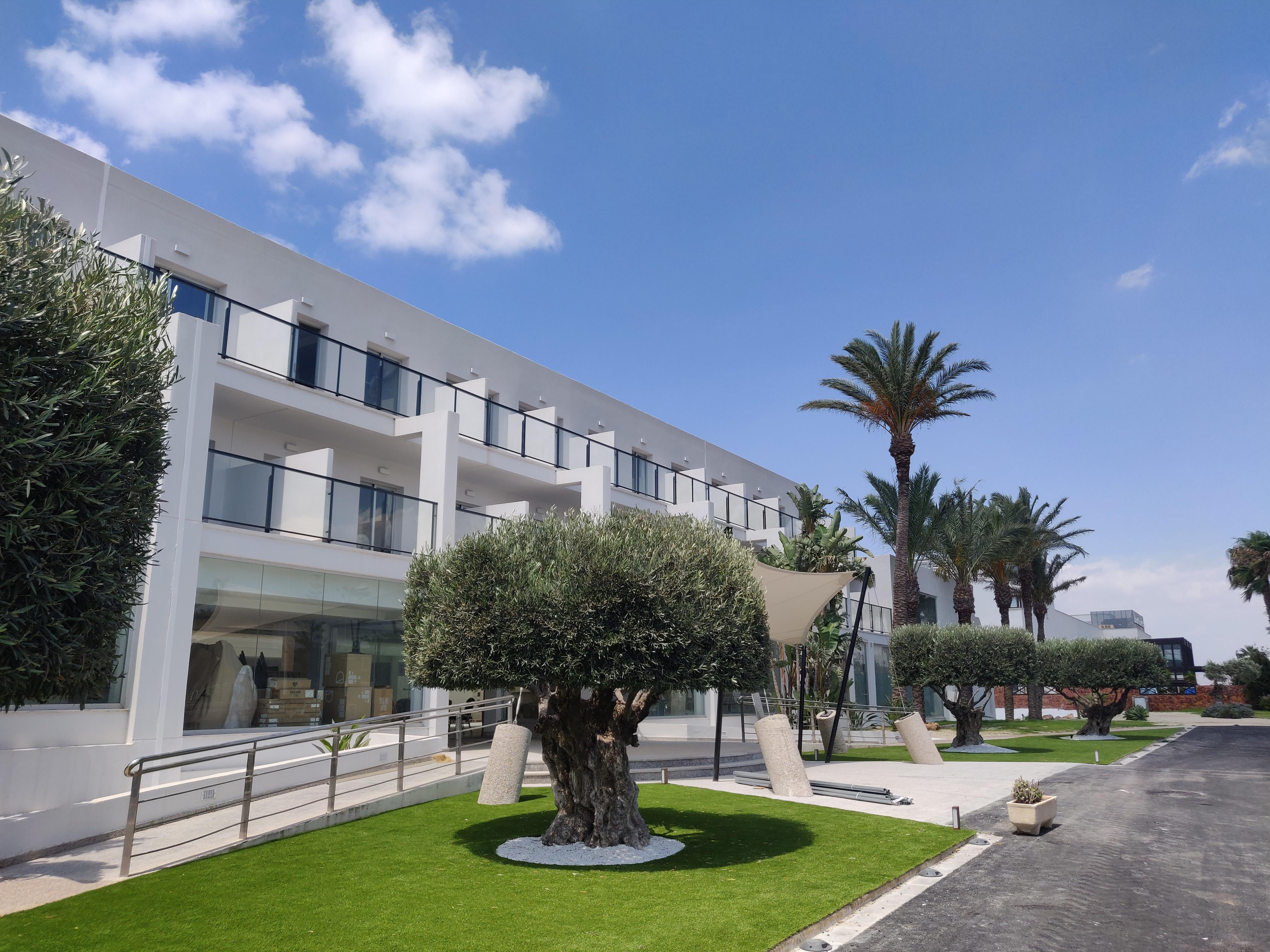 Cabogata Beach Hotel เรตามาร์ ภายนอก รูปภาพ The campus of the University of Nicosia