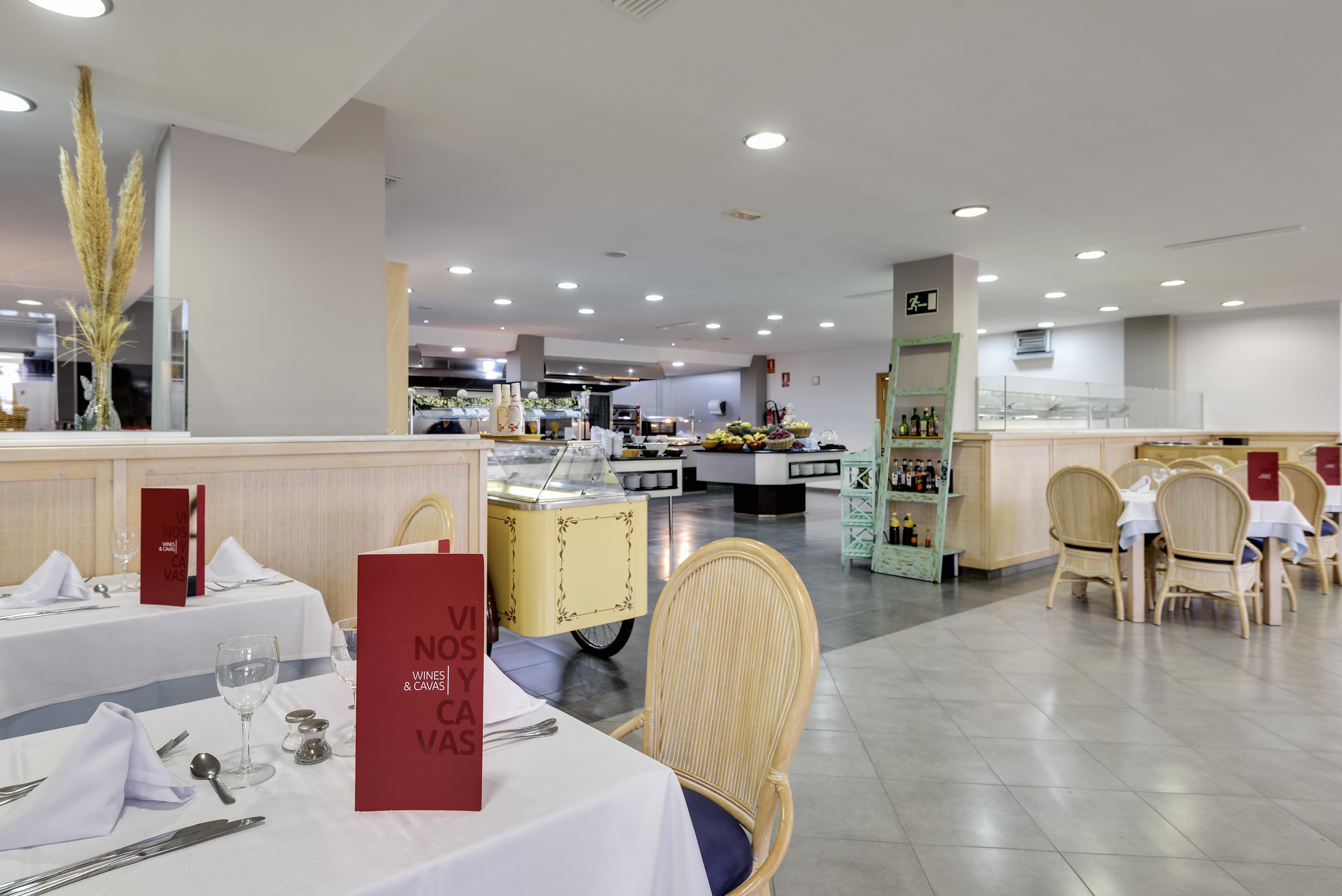 Cabogata Beach Hotel เรตามาร์ ภายนอก รูปภาพ Restaurant