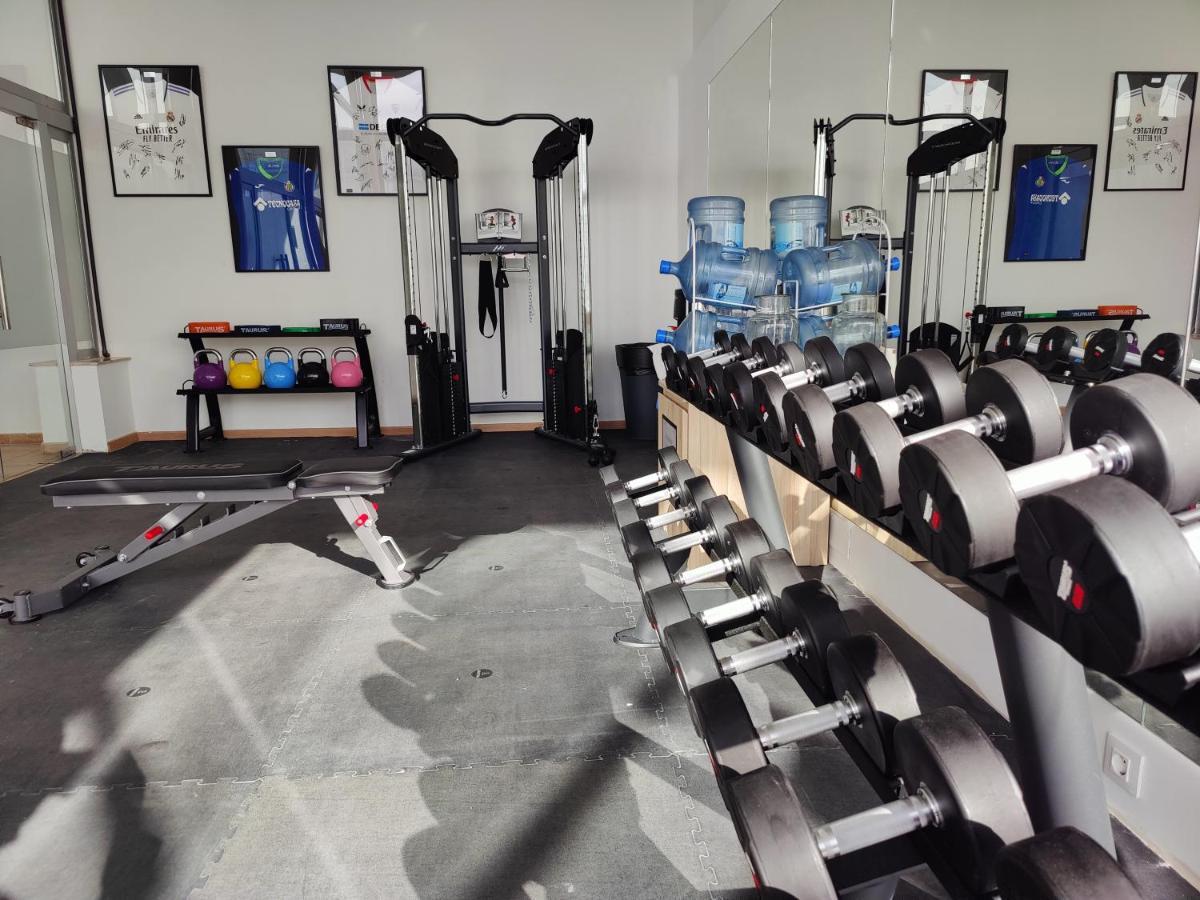 Cabogata Beach Hotel เรตามาร์ ภายนอก รูปภาพ The gym at the National Training Centre